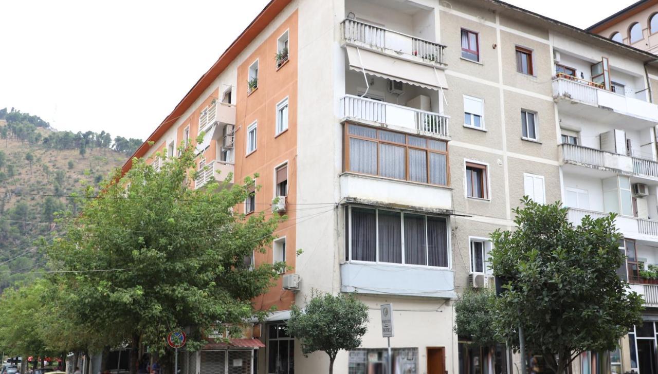 Olimpia Inn Берат Екстер'єр фото
